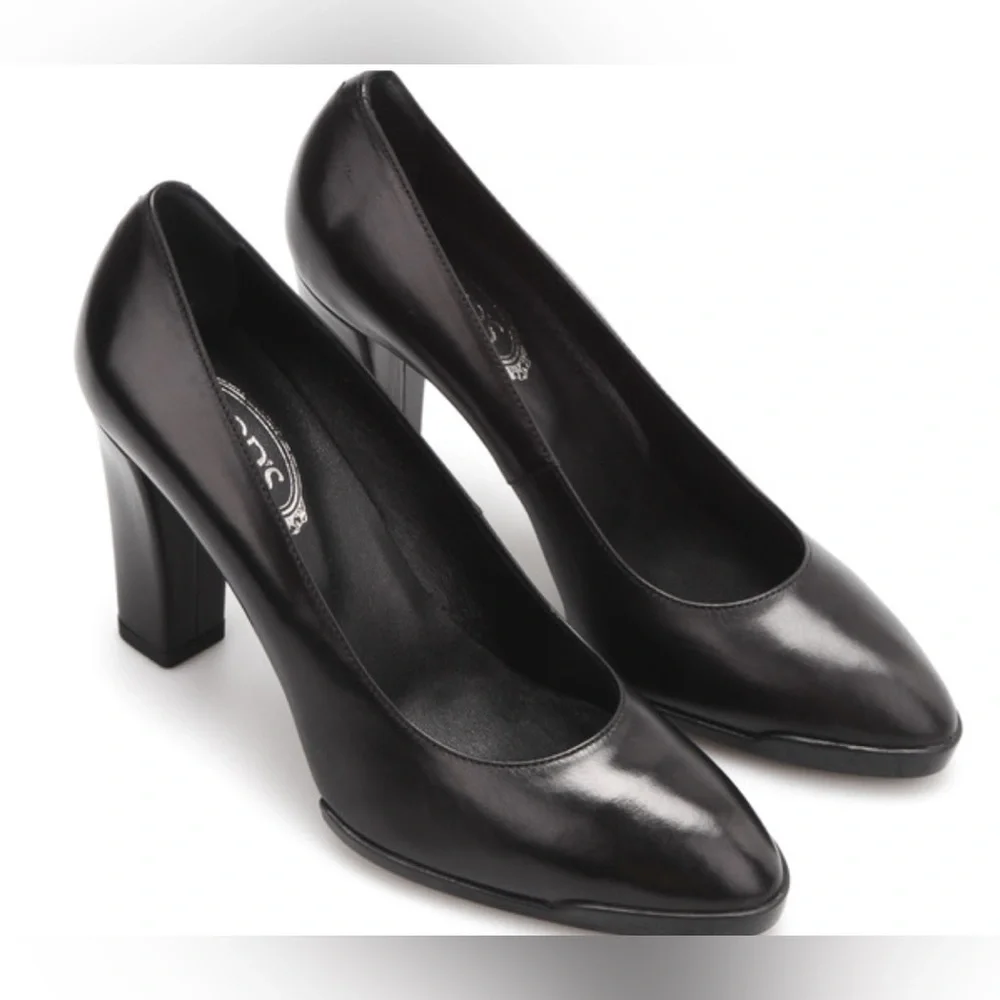 Tod's Womens Classic Leather Pumps 8.5 excellent